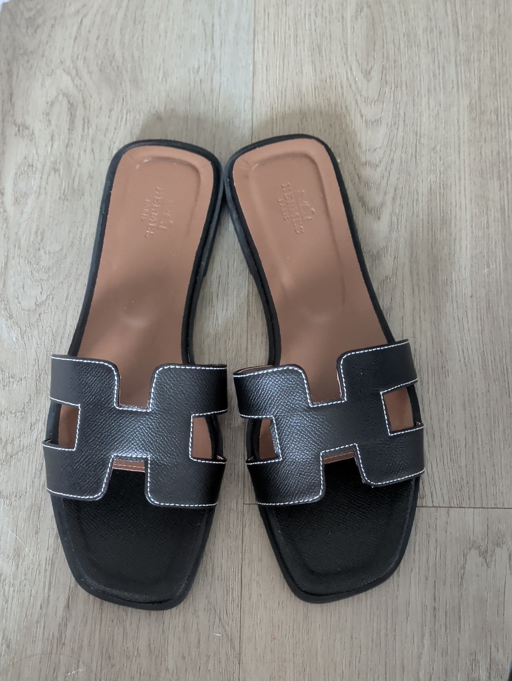 Women’s Black Slide Sandals with White Stitching
